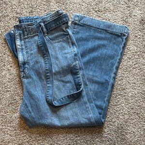 J Crew Factory Women’s cropped denim jeans. Size 30